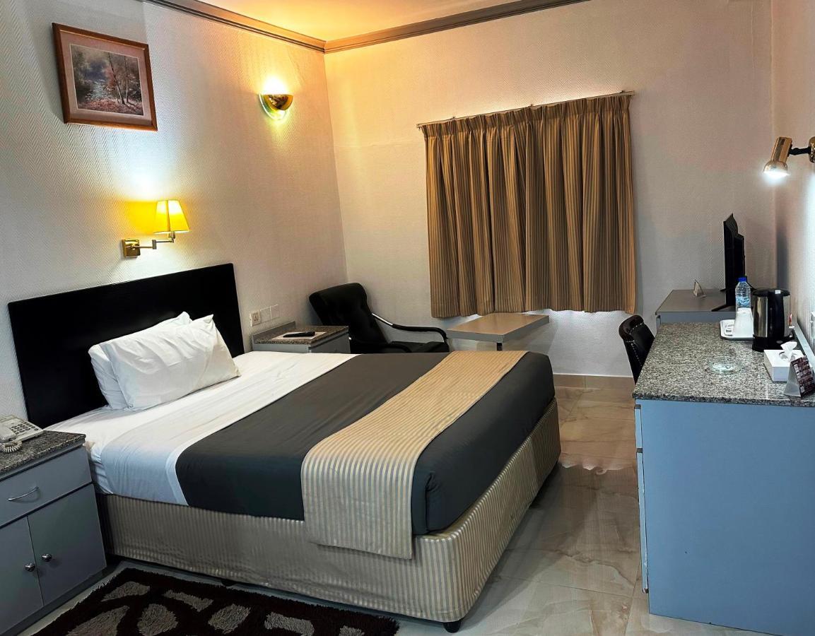 Astoria Hotel Dubai Exterior foto